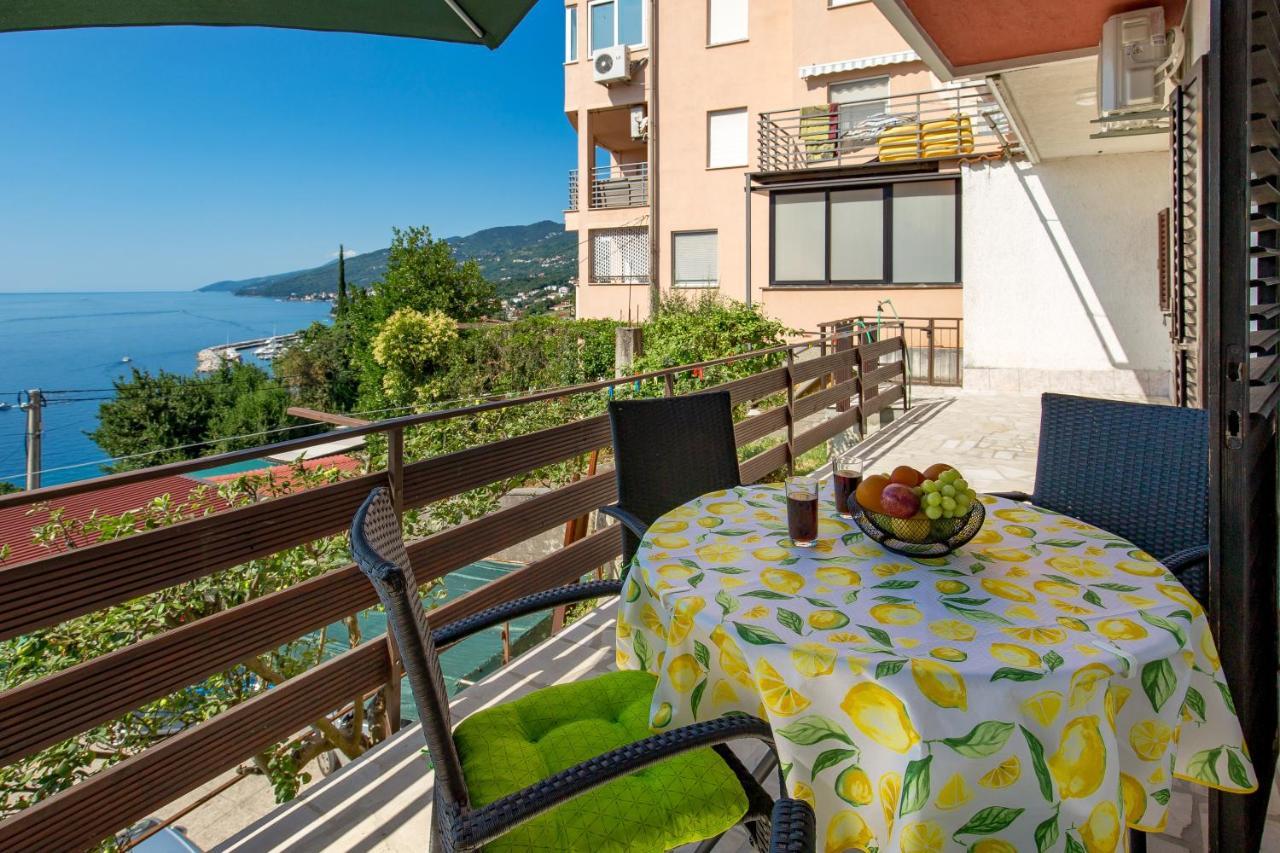 Apartments Vilma Opatija Exterior foto