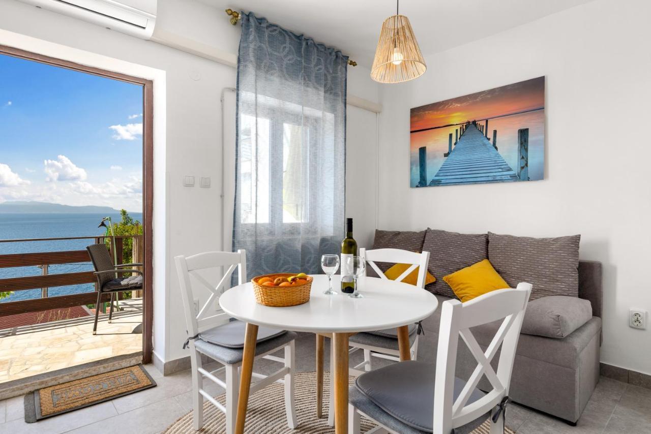 Apartments Vilma Opatija Exterior foto