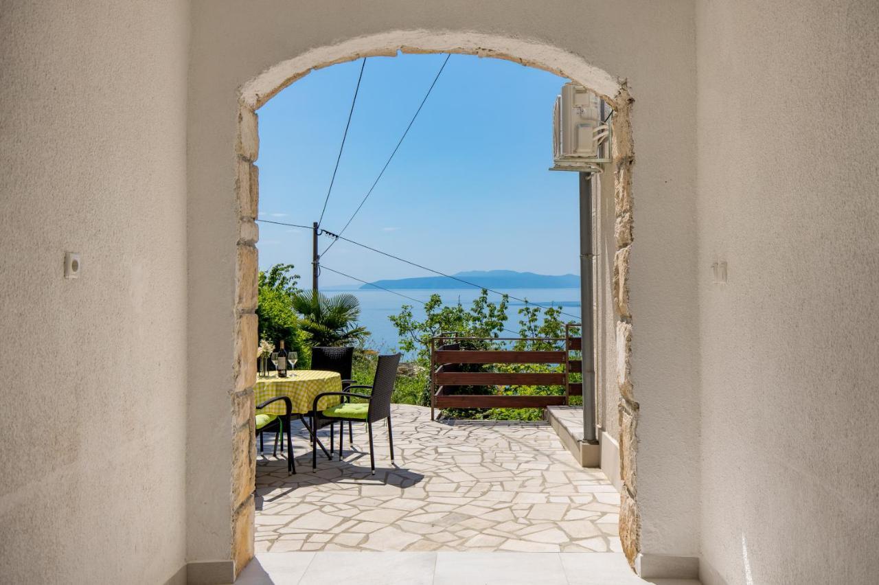 Apartments Vilma Opatija Exterior foto